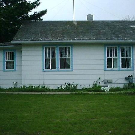 Holiday Cottage Canora Exterior photo